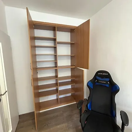Apartment Fintajslova